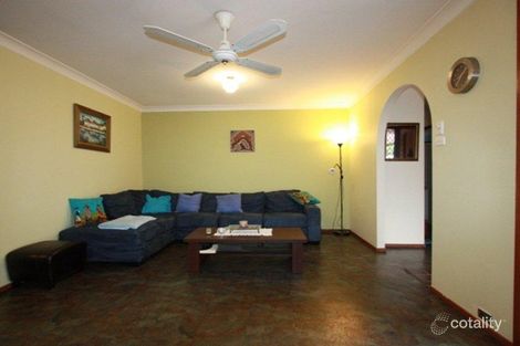 Property photo of 17 Elgata Crescent Bradbury NSW 2560