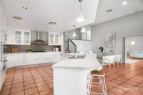 Property photo of 3 Coogee Court Elanora QLD 4221