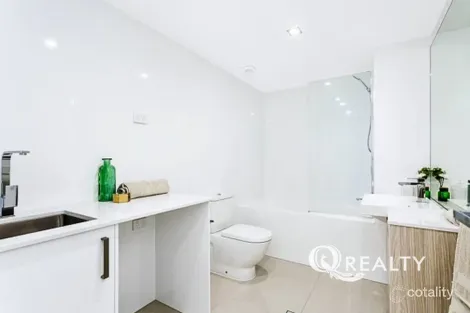 Property photo of 3/24 Haig Street Coorparoo QLD 4151