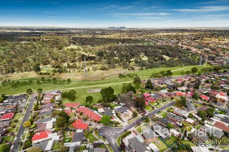 Property photo of 15 Neilsen Crescent Bundoora VIC 3083