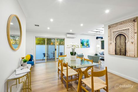 Property photo of 4 Oak Grove Ripponlea VIC 3185