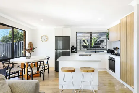 Property photo of 21 Kianga Close Flinders NSW 2529