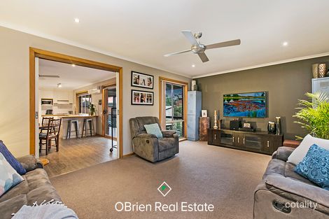 Property photo of 15 Oddy Street Drouin VIC 3818