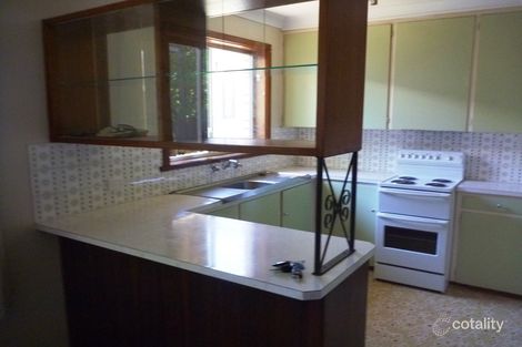 Property photo of 3/5 Charleville Road Turvey Park NSW 2650