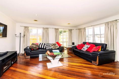 Property photo of 100 Kurrajong Road Narre Warren VIC 3805