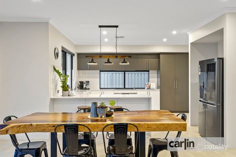 Property photo of 39 Spinnaker Heights Yangebup WA 6164