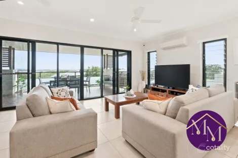 Property photo of 10 Sailaway Drive Eimeo QLD 4740