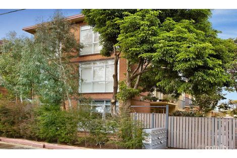 10/23 Robe St, St Kilda, VIC 3182