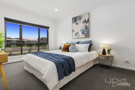 Property photo of 9 Mavi Avenue Melton VIC 3337