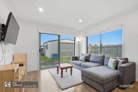 Property photo of 5 Ramon Close Yinnar VIC 3869