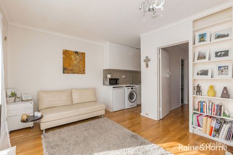 Property photo of 12/29 Schutt Street Newport VIC 3015