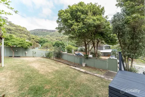 Property photo of 253 Lawrence Hargrave Drive Coalcliff NSW 2508