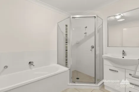 Property photo of 29 Olsen Circuit Kallangur QLD 4503