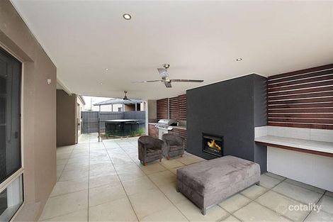 15 Wotan Way, Sandhurst, VIC 3977