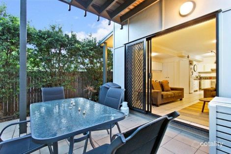 Property photo of 2/23 Primrose Street Sherwood QLD 4075