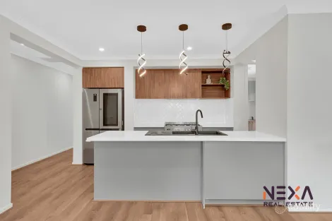 Property photo of 13 Joy Drive Mickleham VIC 3064