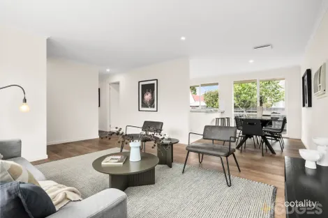 2/30 Cambro Rd, Clayton, VIC 3168