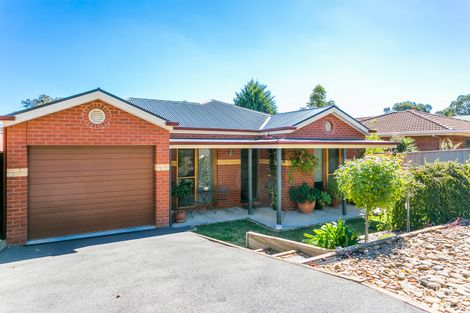 Property photo of 5 Erniold Road Strathdale VIC 3550