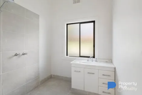 Property photo of 8 Hunter Street Golden Square VIC 3555