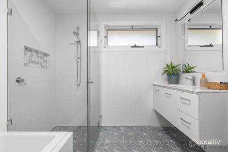 Property photo of 26 Durali Avenue Winmalee NSW 2777