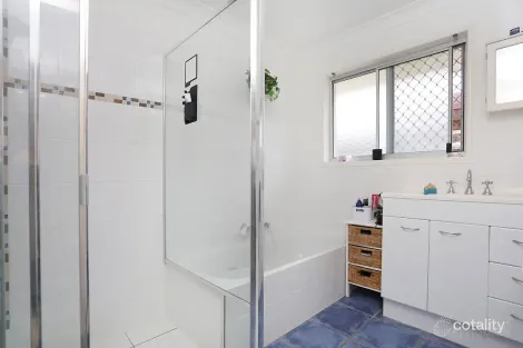 Property photo of 13 Riverlea Waters Drive Nerang QLD 4211