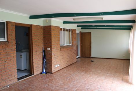 Property photo of 4 Hamilton Court West Tamworth NSW 2340