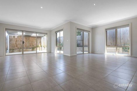 Property photo of 3/22 Lalor Crescent Sunbury VIC 3429
