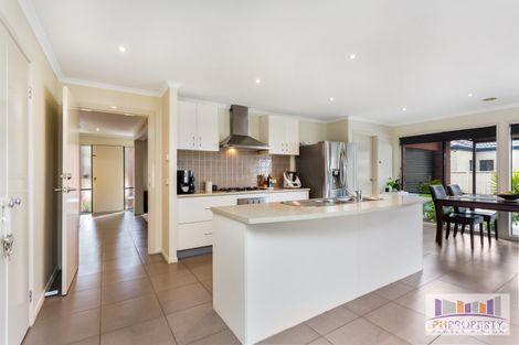 Property photo of 6 Verbena Terrace Epsom VIC 3551