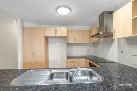 Property photo of 2/16-18 Smith Street Cairns North QLD 4870