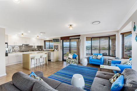 Property photo of 60 Kanahooka Road Kanahooka NSW 2530