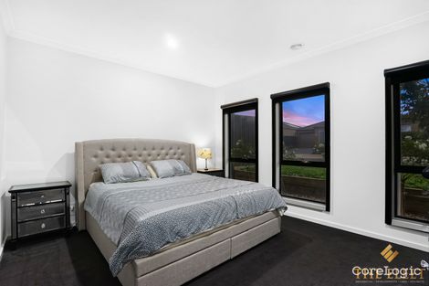 Property photo of 43 Voyager Drive Fraser Rise VIC 3336