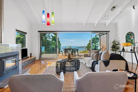 Property photo of 18 Cloud Street Arthurs Seat VIC 3936