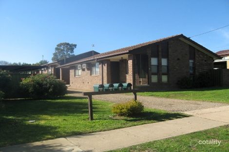 4/15 Nordlingen Dr, Tolland, NSW 2650