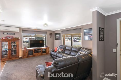 Property photo of 4 Vawyn Court Sebastopol VIC 3356