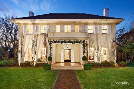 Property photo of 17 Huntingfield Road Toorak VIC 3142