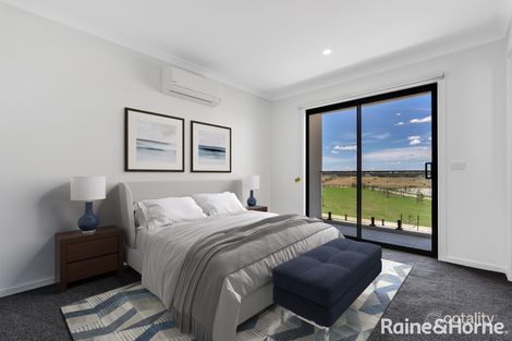 Property photo of 16 Empty Road Sunbury VIC 3429