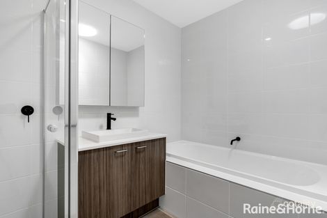 Property photo of 16 Empty Road Sunbury VIC 3429