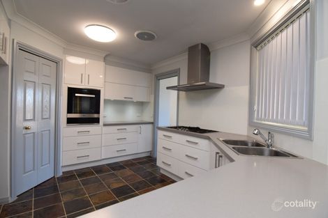Property photo of 19 Cherrywood Crescent Llanarth NSW 2795