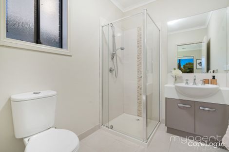 Property photo of 45 Sherrington Grange Derrimut VIC 3026