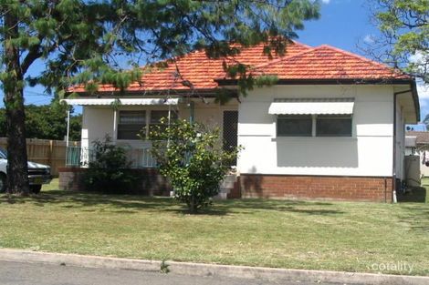2 Warnock St, Guildford West, NSW 2161