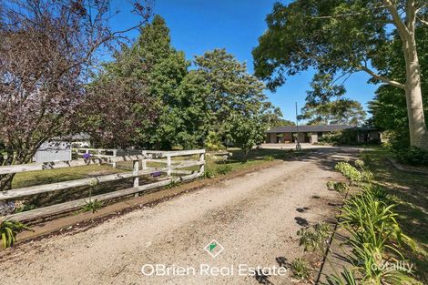 Property photo of 21 Middle Road Pearcedale VIC 3912