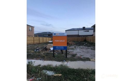 Property photo of 4 Emily Promenade Keysborough VIC 3173