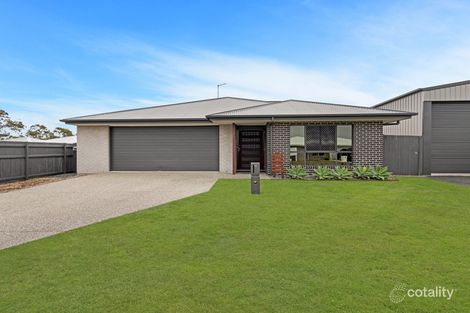 Property photo of 11 Sailaway Circuit Eli Waters QLD 4655