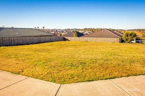 54 Mckeachie Dr, Aberglasslyn, NSW 2320