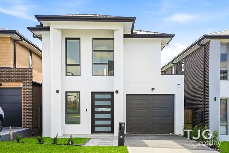 5 Oasis Way, Box Hill, NSW 2765