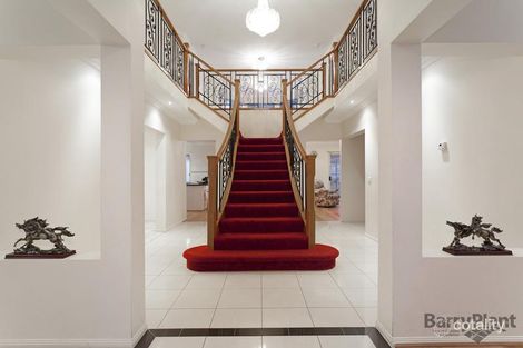 Property photo of 20 Elle Close Bundoora VIC 3083