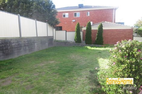 Property photo of 8 Fraserburgh Crescent Greenvale VIC 3059