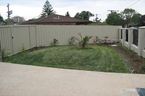 Property photo of 1/8 Grenfell Road Mount Waverley VIC 3149