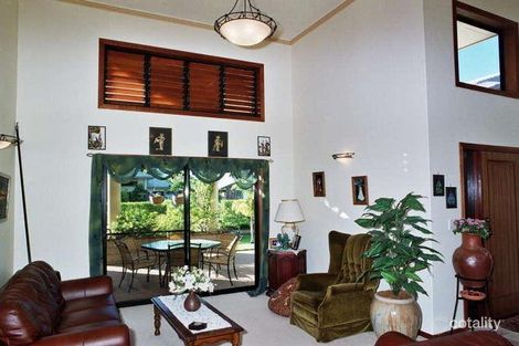 Property photo of 4 Seaside Place Blacks Beach QLD 4740