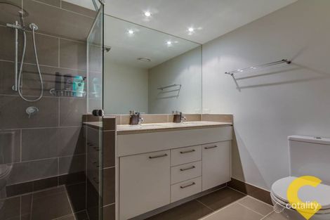 Property photo of 4/86 Brighton Road Sandgate QLD 4017
